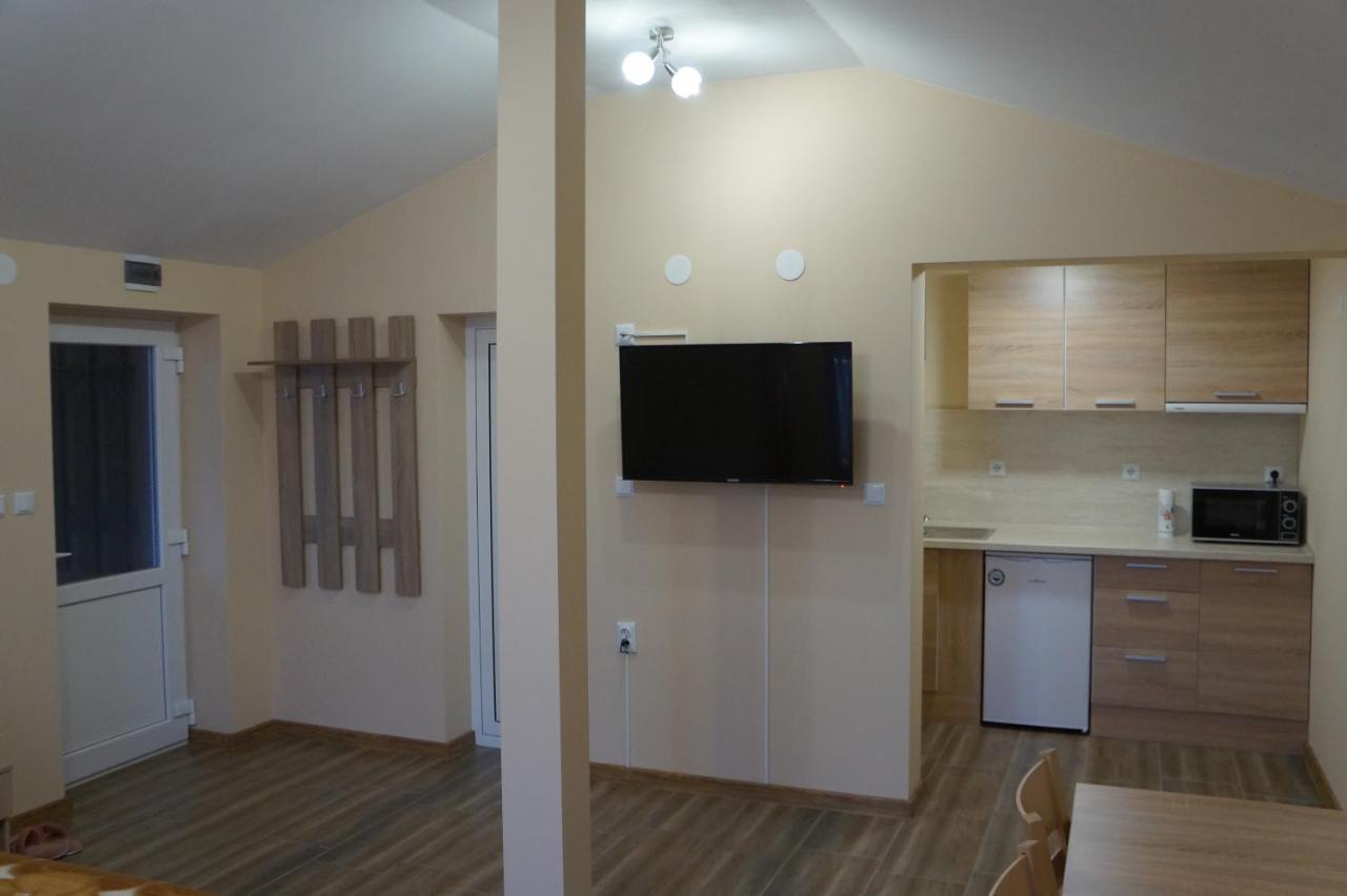 Dessi Apartment Pleven ภายนอก รูปภาพ