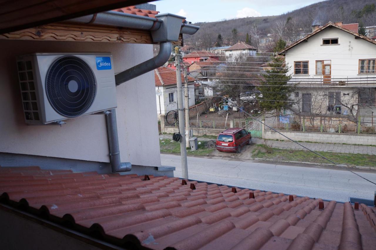 Dessi Apartment Pleven ภายนอก รูปภาพ